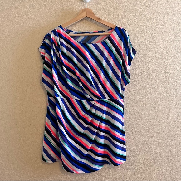Lane Bryant Diagonal Striped Sleeveless Top Size 18/20 - Picture 2 of 8
